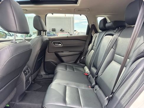 Used 2021 Nissan Rogue SL FWD image 11