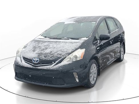 Used 2012 Toyota Prius V Two image 2