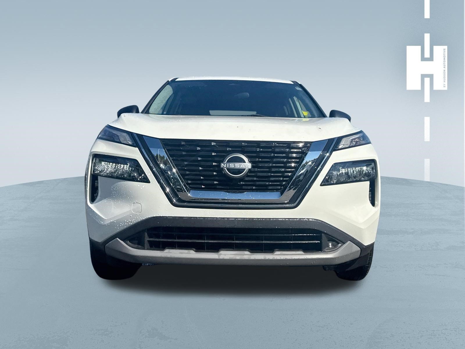 Used 2023 Nissan Rogue S FWD image 2