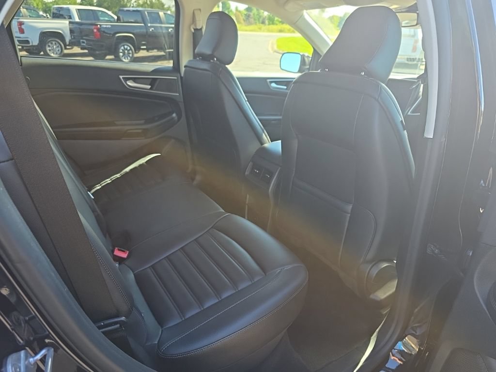 Used 2024 Ford Edge SEL AWD/4WD image 23