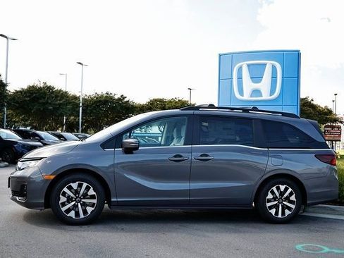 New 2026 Honda Odyssey EX-L image 5