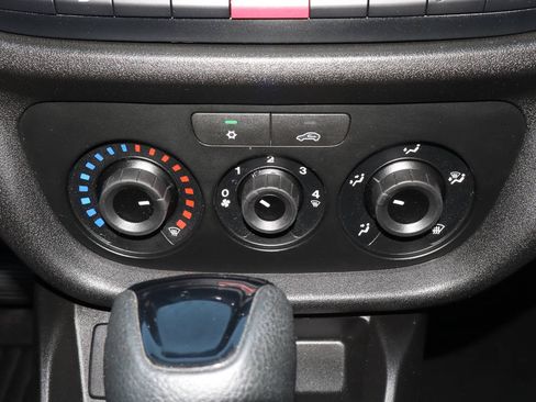 Used 2022 RAM ProMaster City Tradesman FWD image 22