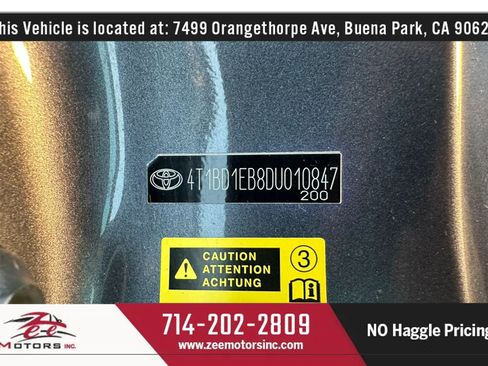 Used 2013 Toyota Avalon Limited w/ Technology Pkg FWD image 59