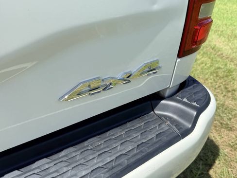 Used 2019 RAM 2500 Limited AWD/4WD image 10