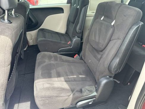 Used 2012 Dodge Grand Caravan American Value Package FWD image 15