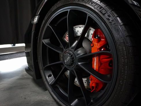 Used 2018 Porsche 911 GT3 RWD image 56