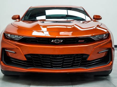 Used 2022 Chevrolet Camaro SS RWD image 6