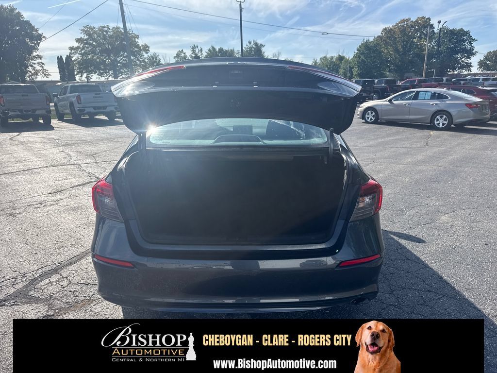 Used 2022 Honda Civic Sport image 7