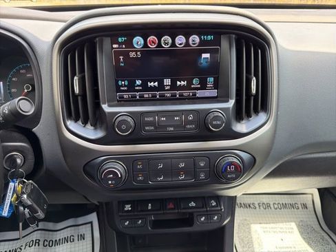 Used 2018 Chevrolet Colorado Z71 image 29