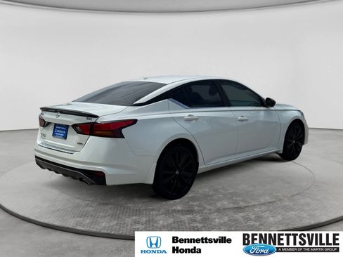 Used 2021 Nissan Altima 2.5 SR w/ SR Premium Package AWD/4WD image 5