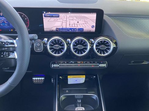 Certified 2025 Mercedes-Benz GLA 250 image 36