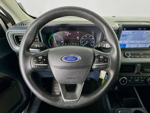 Used 2022 Ford Maverick XL image 11