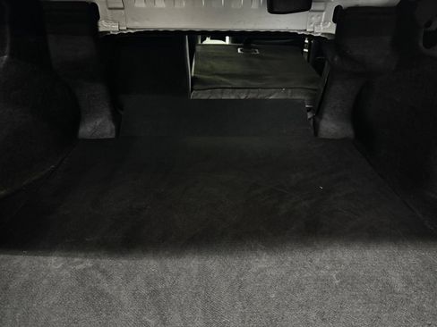 Used 2019 Toyota Camry FWD image 35