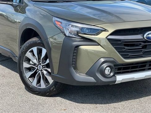 Certified 2025 Subaru Outback Limited AWD/4WD image 10