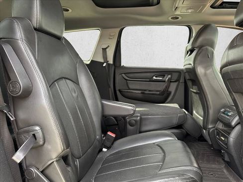 Used 2016 Chevrolet Traverse LTZ FWD image 18