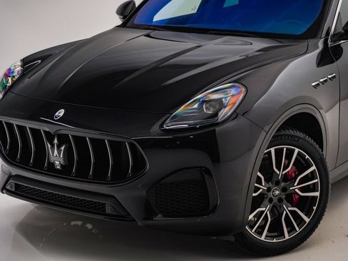 Used 2025 Maserati Grecale GT AWD/4WD image 4