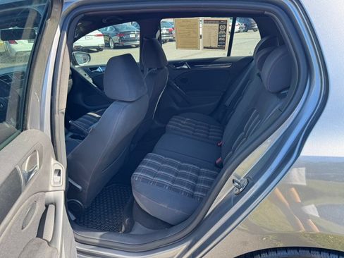 Used 2011 Volkswagen GTI 4-Door FWD image 15