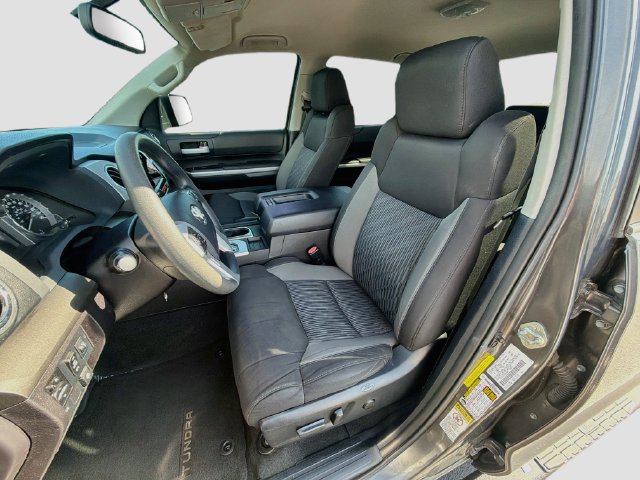 Used 2015 Toyota Tundra SR5 w/ SR5 Upgrade Package RWD image 20