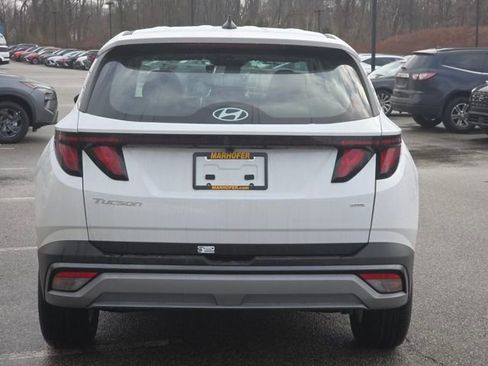 New 2026 Hyundai Tucson SE image 18