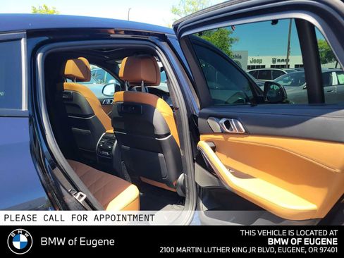 Used 2023 BMW X6 M50i w/ Parking Assistance Package AWD/4WD image 13
