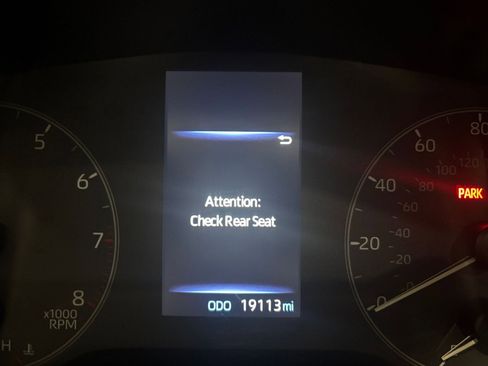 Used 2025 Toyota Corolla LE image 40