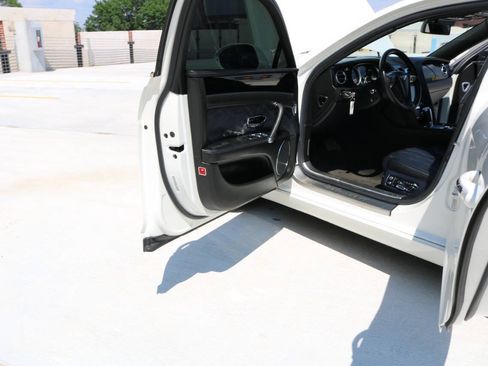 Used 2015 Bentley Flying Spur V8 AWD/4WD image 89