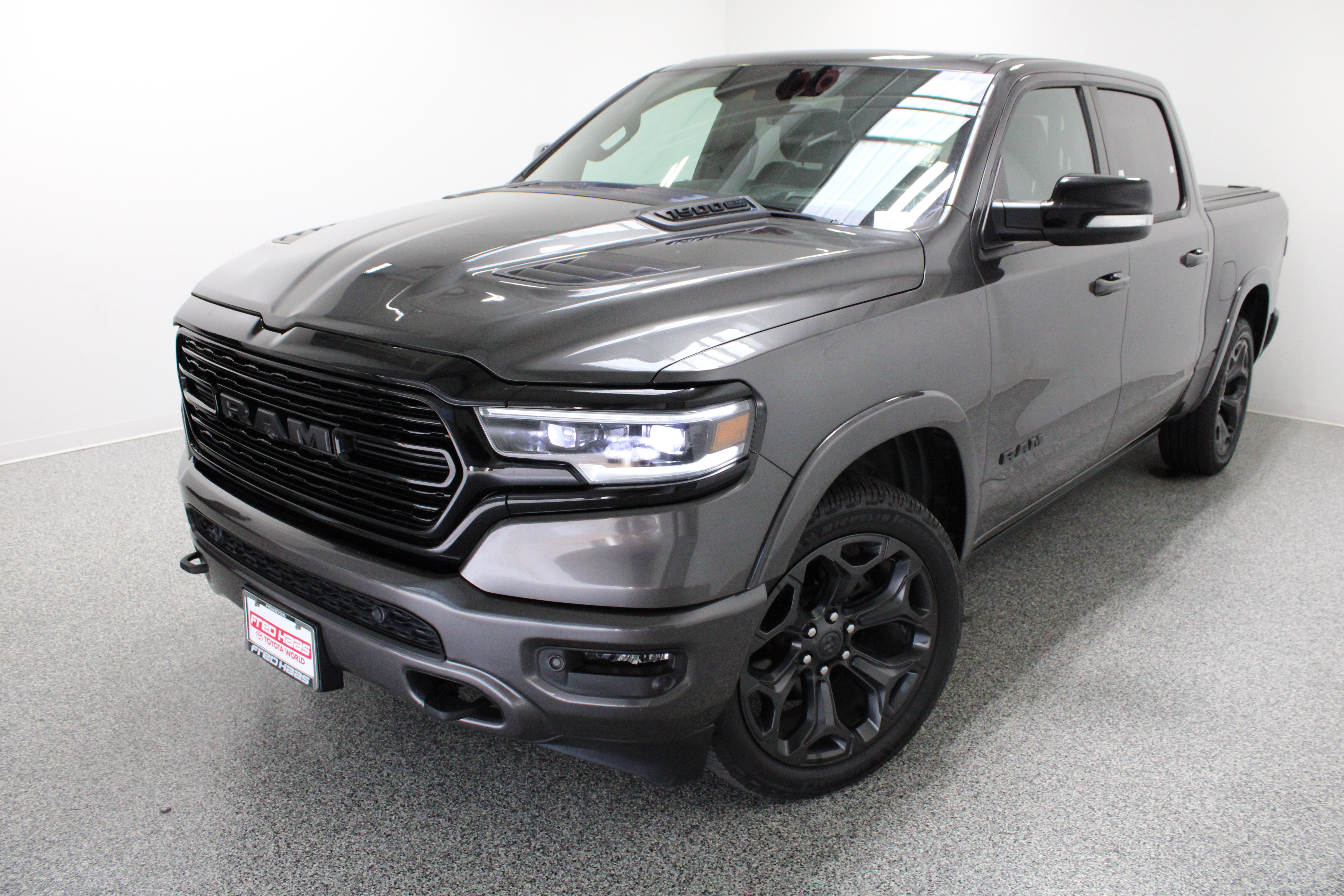 Used 2021 RAM 1500 Limited w/ Night Edition AWD/4WD image 2