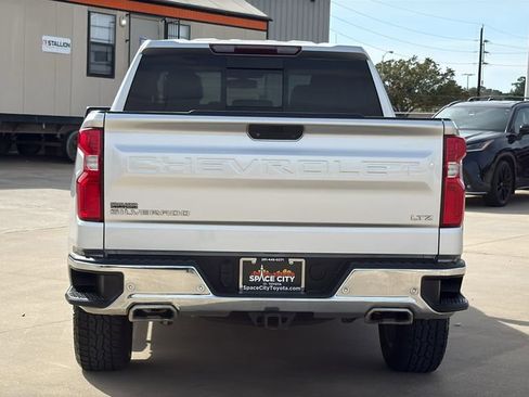 Used 2021 Chevrolet Silverado 1500 LTZ image 6