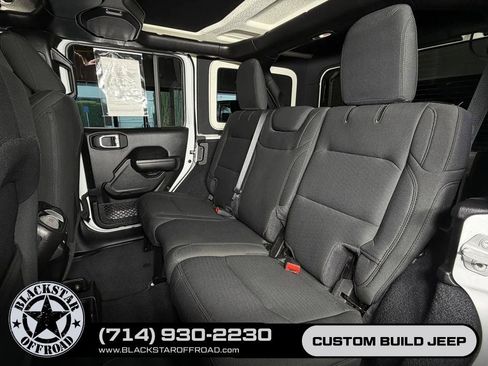 Used 2020 Jeep Wrangler Unlimited Sport S AWD/4WD image 15