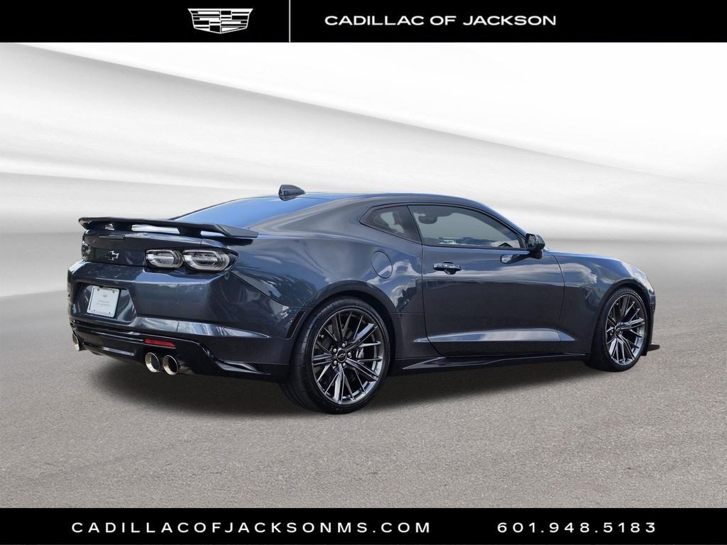 Used 2023 Chevrolet Camaro ZL1 RWD image 5