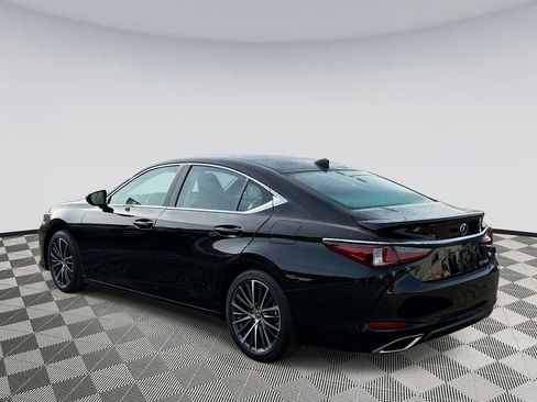 Used 2023 Lexus ES 350 Premium w/ Premium Package image 4