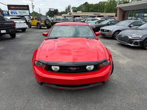 Used 2011 Ford Mustang GT RWD image 9