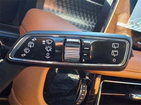 Certified 2022 Lincoln Nautilus Black Label image 16