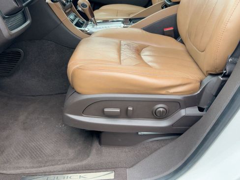 Used 2014 Buick Enclave Leather image 13