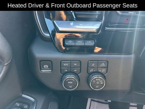 Certified 2024 Chevrolet Silverado 1500 High Country w/ Technology Package AWD/4WD image 17