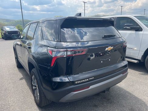 Used 2025 Chevrolet Equinox LT AWD/4WD image 6