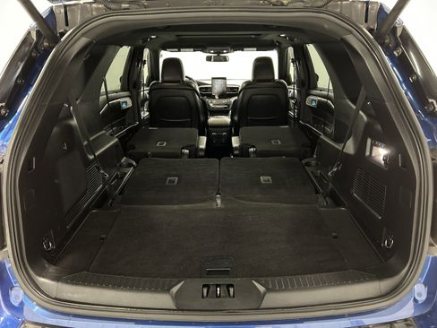 Used 2020 Ford Explorer ST w/ ST Street Pack image 37