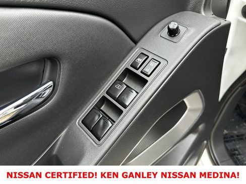 Certified 2024 Nissan Frontier SV w/ Hardbody Edition AWD/4WD image 38