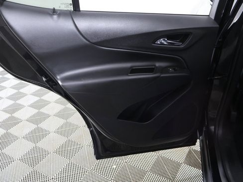 Used 2022 Chevrolet Equinox LT image 25