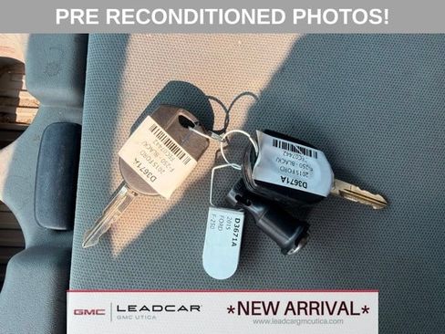 Used 2015 Ford F250 XLT w/ XLT Premium Package AWD/4WD image 22