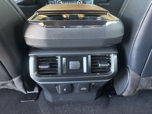 Used 2023 Ford F150 Lariat AWD/4WD image 26