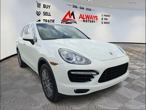 Used 2011 Porsche Cayenne Turbo AWD/4WD image 17