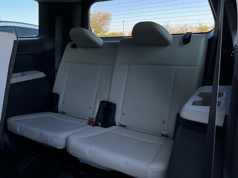 Used 2025 Hyundai Santa Fe SEL image 13