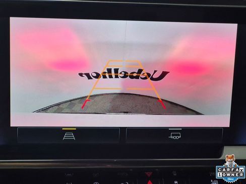 Used 2023 Chevrolet Silverado 1500 LT w/ Protection Package image 19