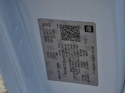 Used 2025 Chevrolet Express 2500 w/ Driver Convenience Package RWD image 27
