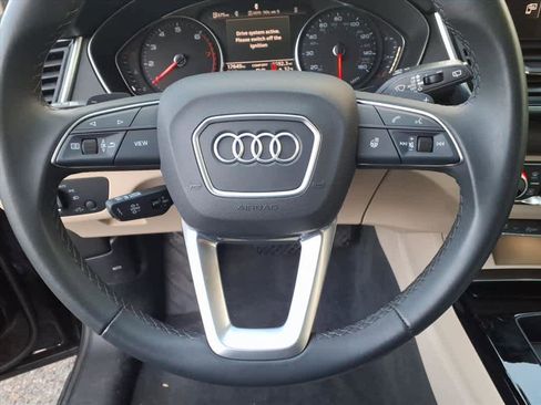 Used 2023 Audi Q5 2.0T Premium w/ Convenience Package image 19