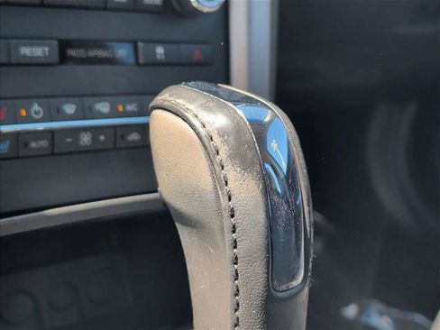 Used 2010 Lincoln MKZ FWD image 10