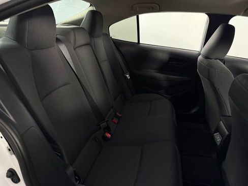 Used 2025 Toyota Corolla LE image 17