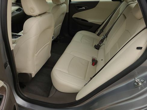 Used 2024 Chevrolet Malibu LT FWD image 8