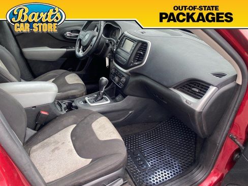 Used 2014 Jeep Cherokee Sport w/ Cold Weather Group FWD image 15
